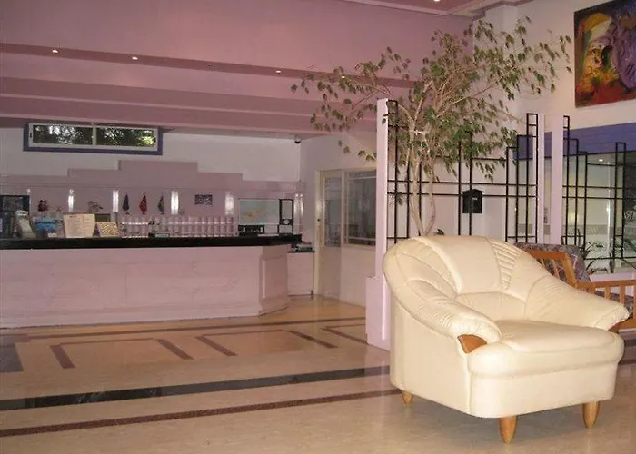 Astreas Aparthotel 3*